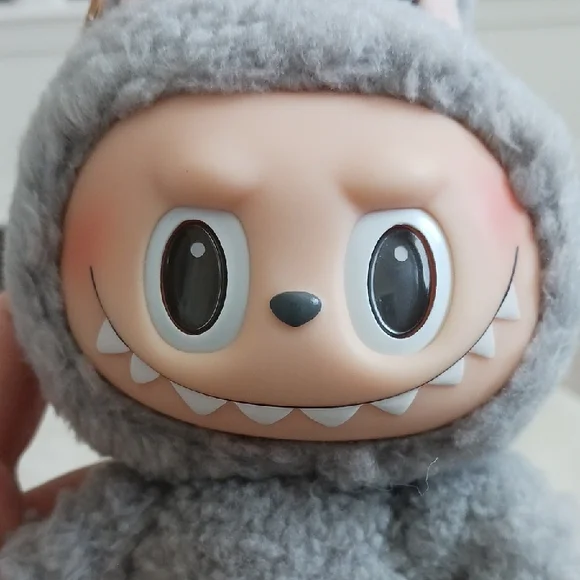 Sesame Bean) Authentic Pop Mart Exciting Macaron Labubu